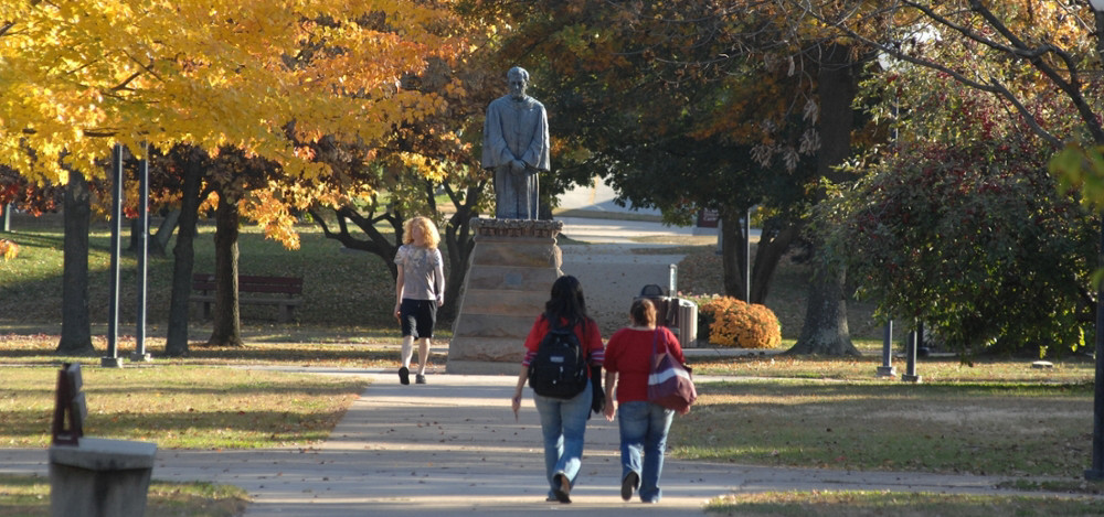 fall on campus